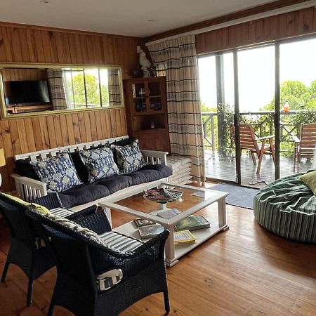 Peaceful Guest Suite With Balcony Views And Garden Setting Брентън-он-Сий Екстериор снимка