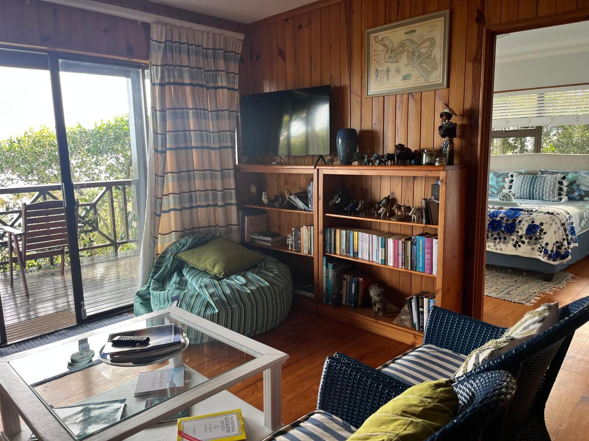 Peaceful Guest Suite With Balcony Views And Garden Setting Брентън-он-Сий Екстериор снимка