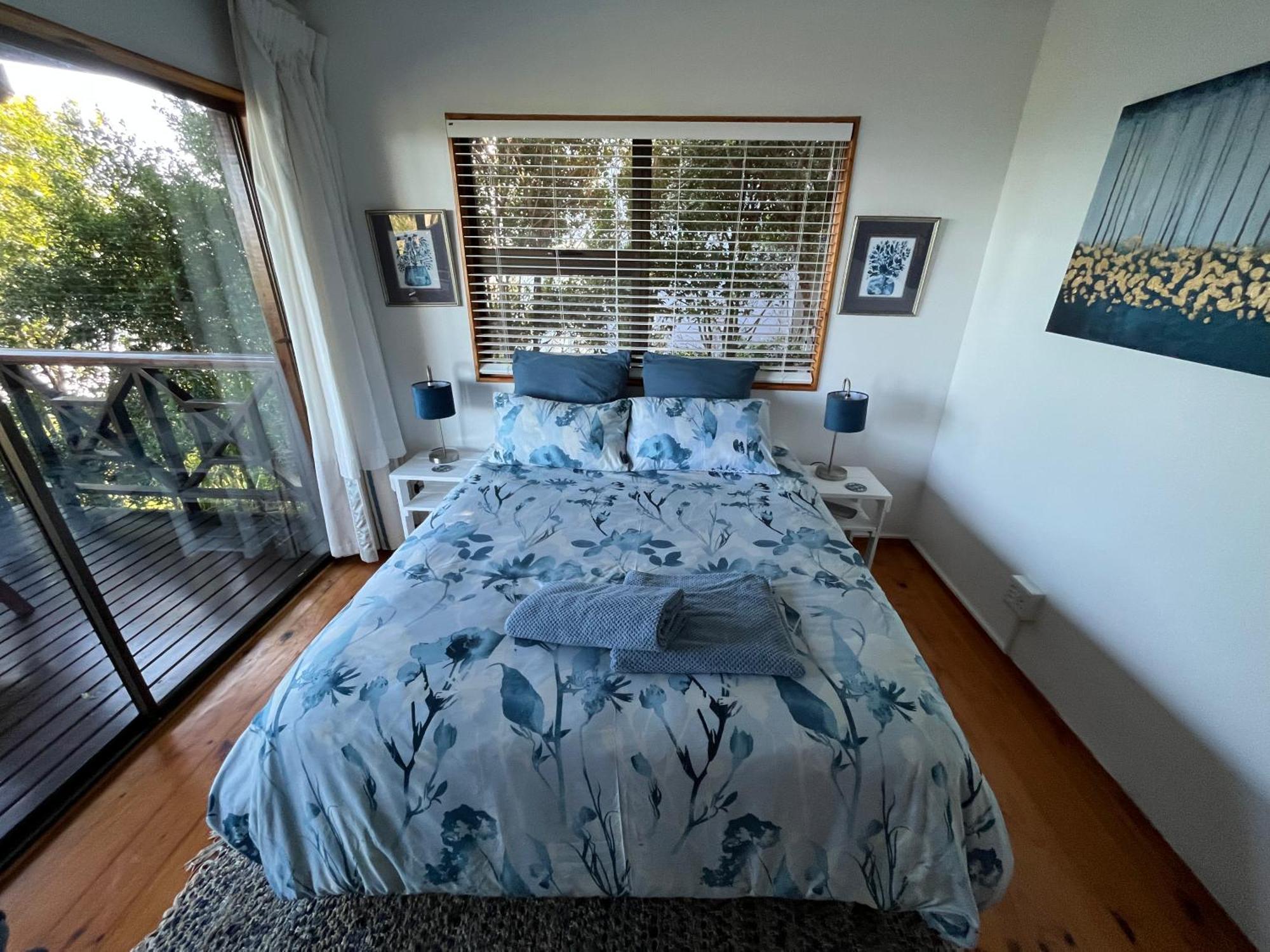 Peaceful Guest Suite With Balcony Views And Garden Setting Брентън-он-Сий Екстериор снимка